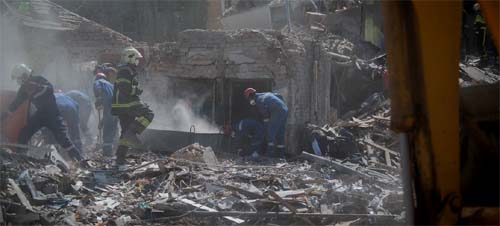 Onda de ataques russos na Ucrânia já fez 139 mortos desde início deste mês