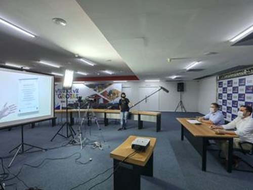 Governo entrega Centro de Atendimento à Covid-19 em Santana do Ipanema