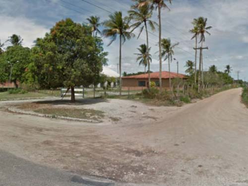 Homem é ferido por tiros de espingarda na porta da própria residência em Penedo