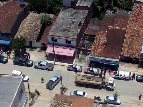  Jovem é alvejado na cabeça quando seguia para o trabalho