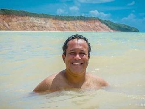 Jornalista alagoano Átila Viera morre vítima de Covid-19