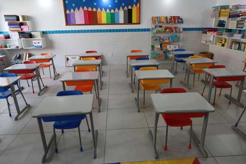 Conselho Nacional de Educação aprova aulas remotas até 2021