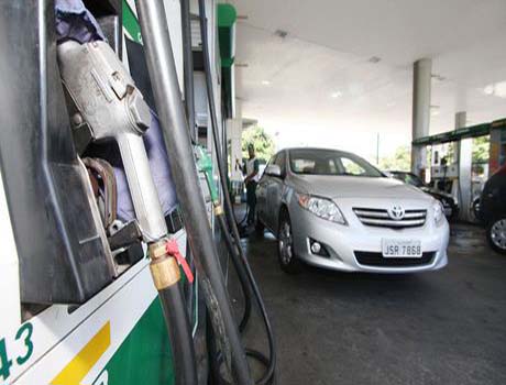 Gasolina deve ficar R$ 0,22 mais cara em Alagoas a partir de domingo (1º)