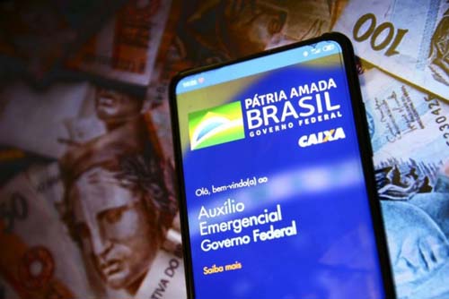 Auxílio emergencial de R$ 300 tem regras mais rígidas; confira as mudanças