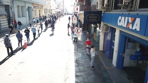 Projetos estabelecem prorrogação de auxílio emergencial em 2021  