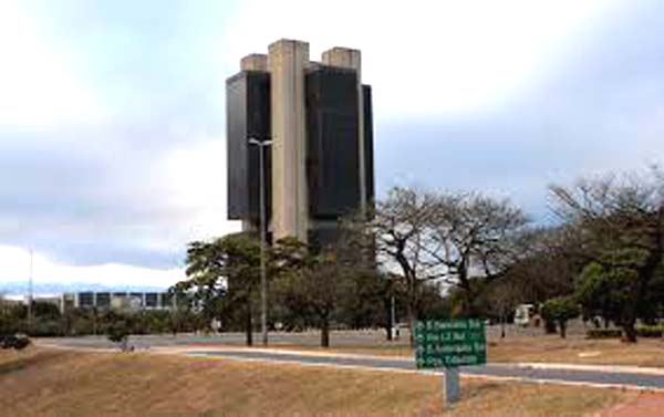 Coronavírus: Banco Central indica nova queda na taxa de juros