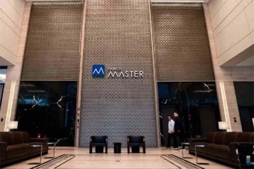 Banco Master mantém cerca de 200 funcionários após encerramento formal, diz sindicato