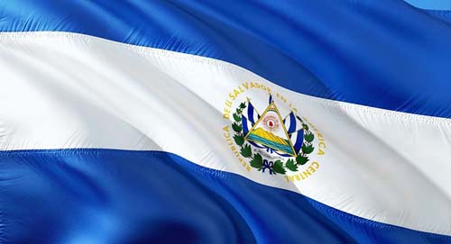 Governo de El Salvador expulsa corpo diplomático da Venezuela