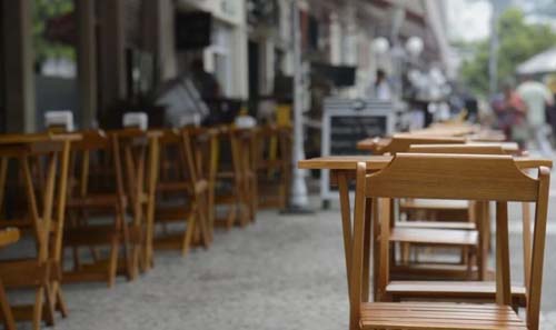 Pressão faz governo ampliar horário de funcionamento de bares e restaurantes em Alagoas