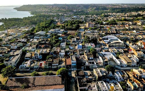 Moradores dos bairros atingidos por afundamento do solo em Maceió relatam sensação de injustiça e abandono