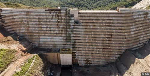 Barragem se rompe em cidade do sudeste de Minas Gerais