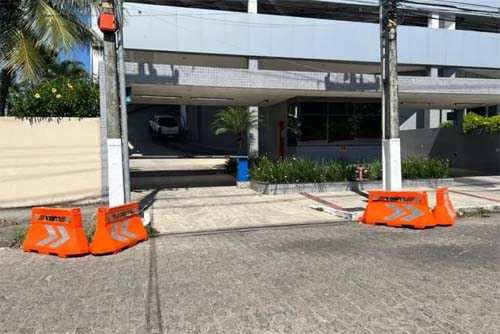 DMTT aprova regulamentação para instalação de barreiras plásticas na tentativa de reduzir estacionamentos irregulares