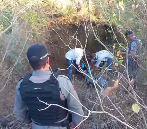 Corpo de mulher é encontrado em decomposição em cidade do sertão