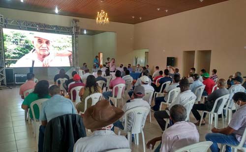 No município de Batalha, CPLA apresenta cooperativa de crédito aos produtores
