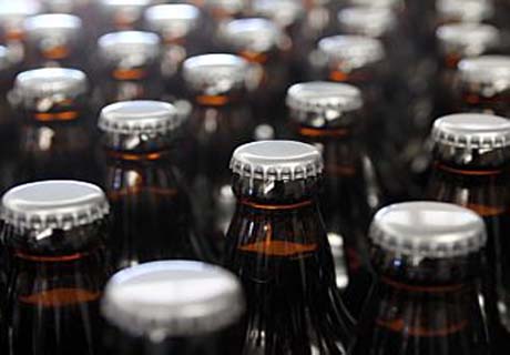 Alta do imposto das bebidas coloca 200 mil empregos em risco, diz associação