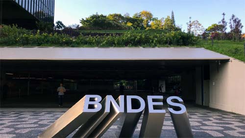 BNDES libera R$ 500 mi para híbridos flex da Volkswagen