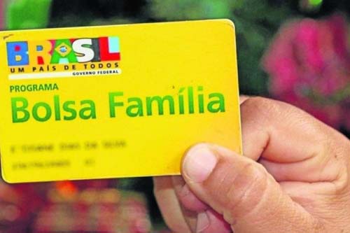 Bolsa Família: Governo pretende atender 22 milhões de brasileiros até 2022