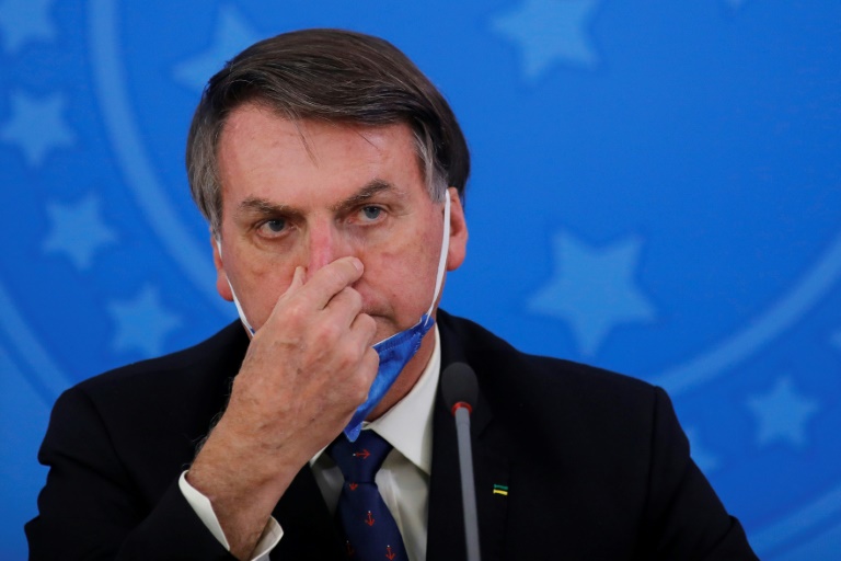Bolsonaro sanciona lei sobre validade indeterminada de receitas
