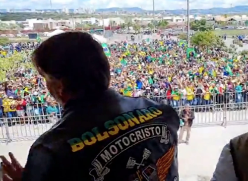Bolsonaro em Caruaru: Povo irá colocar ministros ‘em seus devidos lugares’