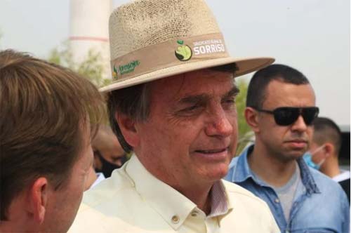 Bolsonaro amplia margem do consignado a aposentados e pensionistas para 40%