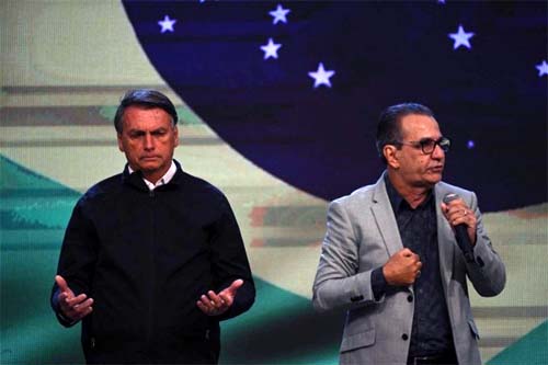 Fisco derruba isenção para líderes religiosos dada por Bolsonaro