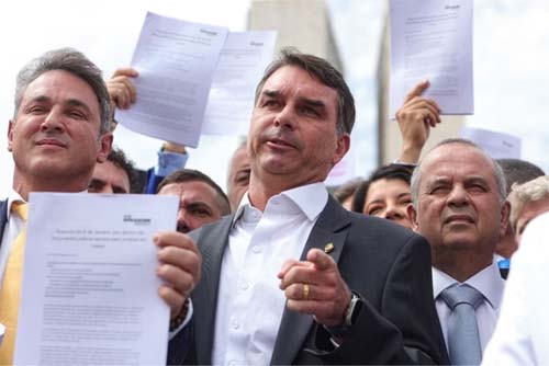 Oposição reúne 41 assinaturas e protocola pedido de impeachment contra Alexandre de Moraes
