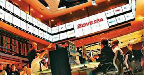 Com queda de mais de 1%, dólar fecha a R$ 5,08, menor valor desde dezembro; Bolsa sobe 1,04%