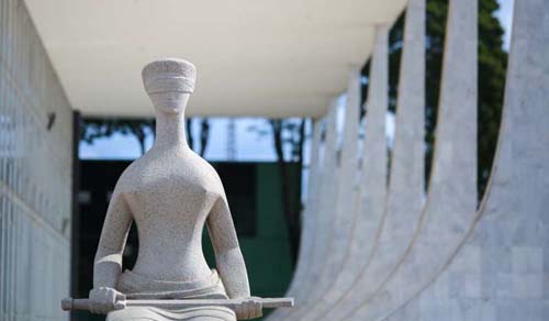 STF proíbe acúmulo de benefícios se valor superar teto constitucional