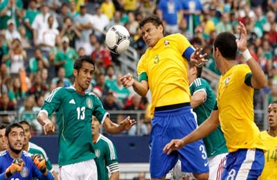 Seleção é derrotada pelo México e perde invencibilidade de dez jogos