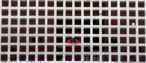 Crescimento alarmante do encarceramento feminino no Brasil e seus impactos sociais