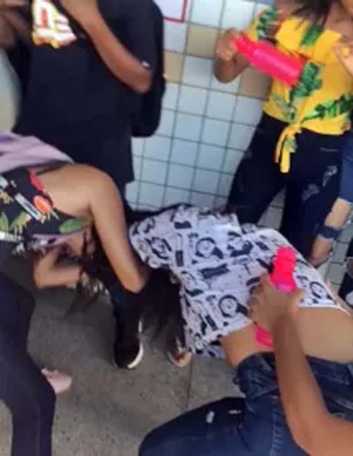 Alunas se agridem em escola estadual; Seduc lamenta episódio