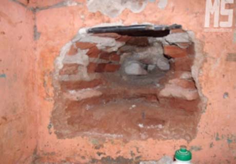 Policiais descobrem buraco em cela e evitam fuga em massa em Delmiro Gouveia