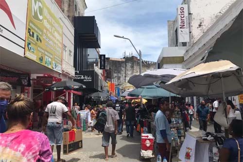 Operação de Segurança Pública de Alagoas realiza diligências em lojas suspeitas de comercializar celulares roubados em Maceió