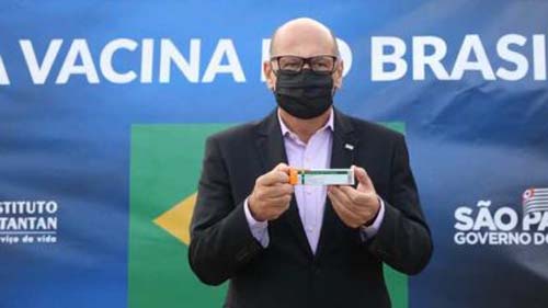 Saúde cobra vacinas do Butantan e diz que instituto não pode ‘segurar’ cota de SP