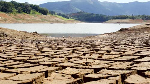 Em meio à crise hídrica, governo omite índice de risco de novo racionamento
