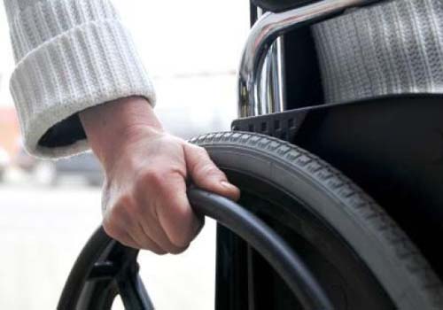 Pessoa com deficiência poderá renovar carteira de motorista gratuitamente
