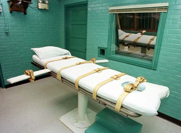 Execução de condenado à morte doente dá errado e é adiada