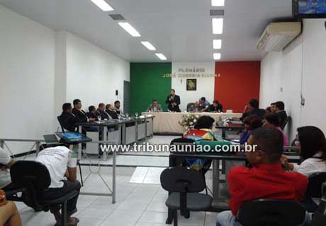 Remanejamento de verbas do orçamento da Prefeitura de União não entra em pauta na sessão de ontem e servidores podem não receber salários de abril