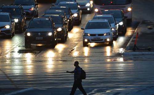 PRF inicia campanha Maio Amarelo para alertar sobre trânsito