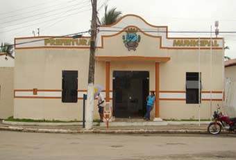 Prefeito é acusado de confiscar duodécimo