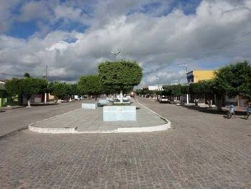 Idoso é morto a tiros em frente a sua residência em Canapi