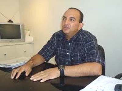 Alegando problema de saúde prefeito de Canapi se afasta e vice assume
