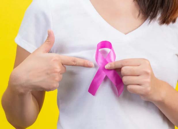 Campanha tenta aumentar possibilidades de tratamento de câncer de mama no SUS