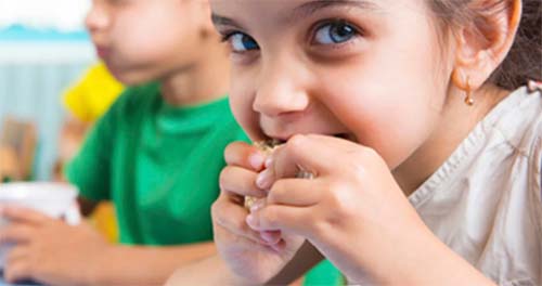 Carência nutricional pode prejudicar eficácia da vacina contra covid-19 em crianças