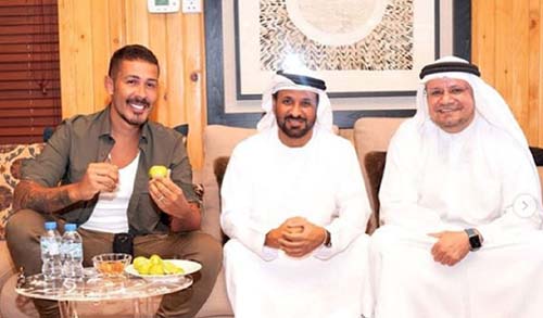 Raio atinge avião que trazia Carlinhos Maia de volta ao Brasil