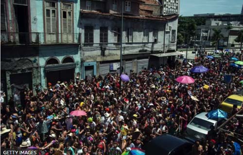 Como o segundo ano sem Carnaval deve impactar a economia brasileira