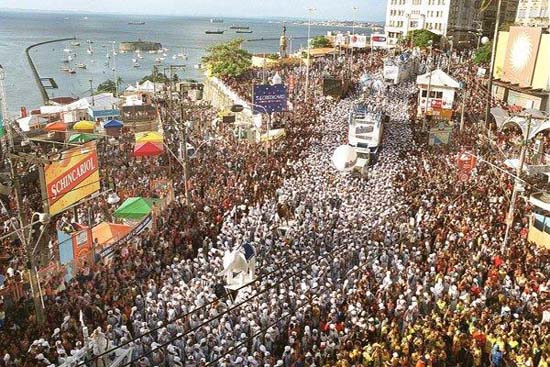 Salvador espera receber cerca de 770 mil turistas no carnaval