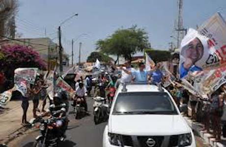 Tiros causam tumulto no desfile da emancipação em Ibateguara 