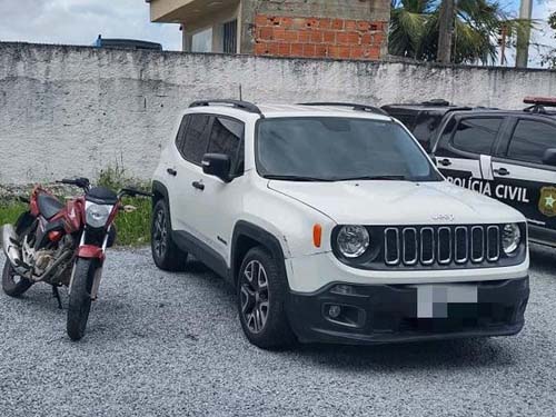 Três são presos por suspeita de roubo, furto e clonagem de veículos em Maceió