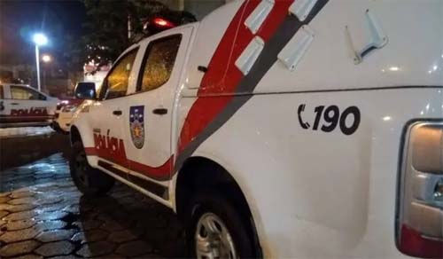 Homem morre após atentado à bala nas imediações de igreja evangélica